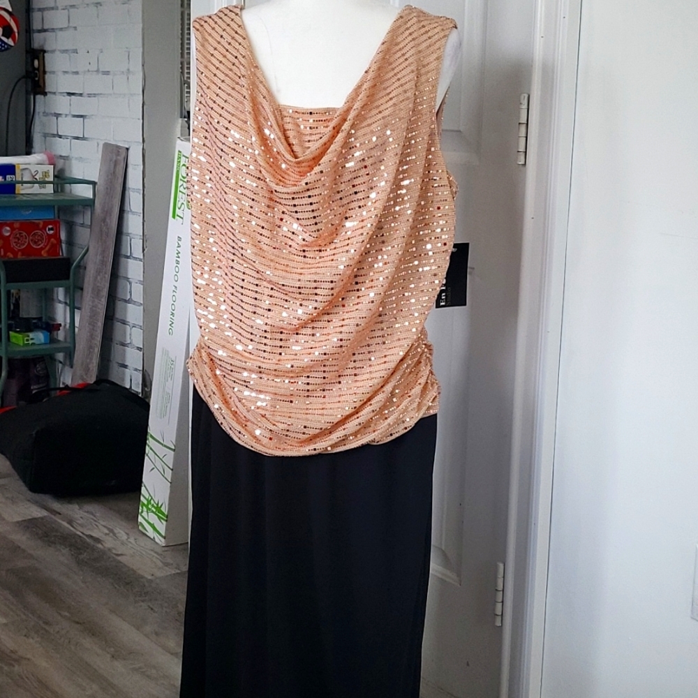 Cocktail dress, sparkly gold bodice, black skirt, size 18W